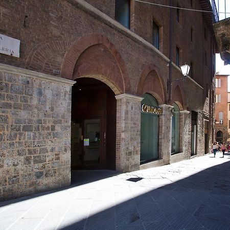 Apartmán Il Tolomei - Central In The Middle Of Main Street Siena Pokoj fotografie