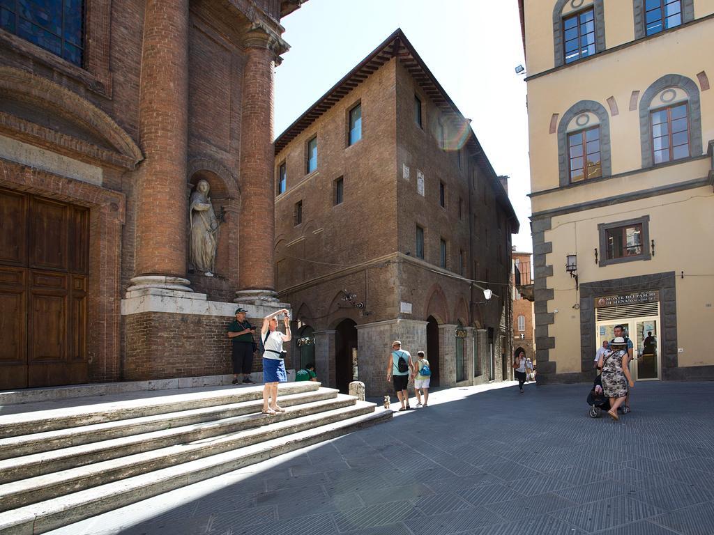 Il Tolomei - Central In The Middle Of Main Street Siena Pokoj fotografie